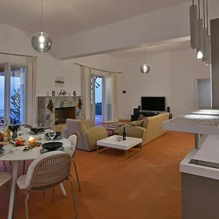 Armonia 8, Emma Willa