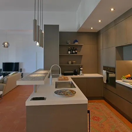 Armonia 8, Emma Pollina